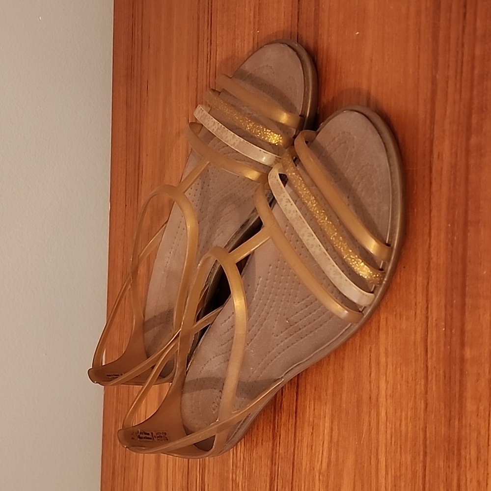 Crocs jelly flats, gold, size 6 womens